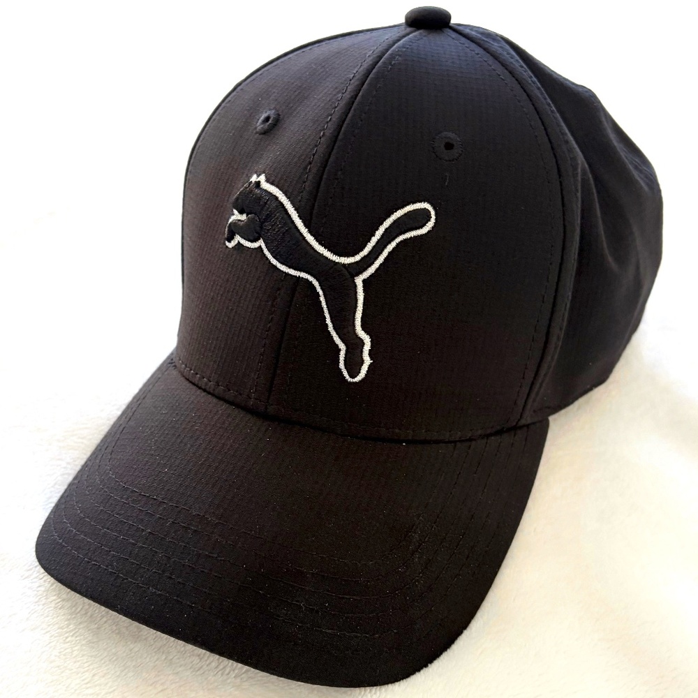 PUMA One Size Stretch Fit Baseball Hat (Size: S/M) in Black NEW $45 MSRP